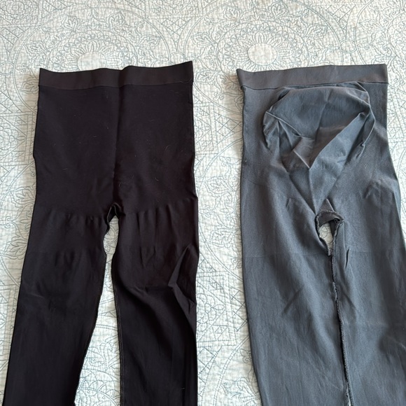 BLANQI bundle of 2 leggings. One maturity and postpartum. Both size small. - Picture 5 of 5